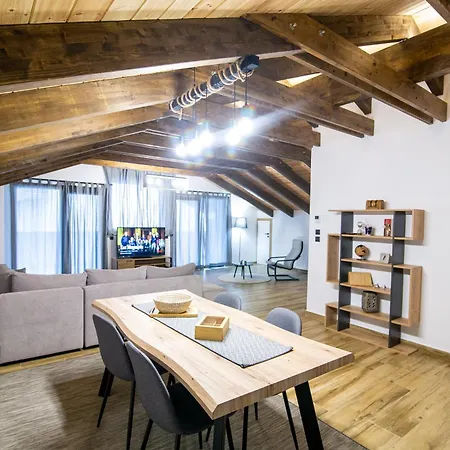 Chalet ερυθρελάτη *